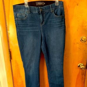 Woman’s Torrid Bombshell Skinny Dark Wash Jeans